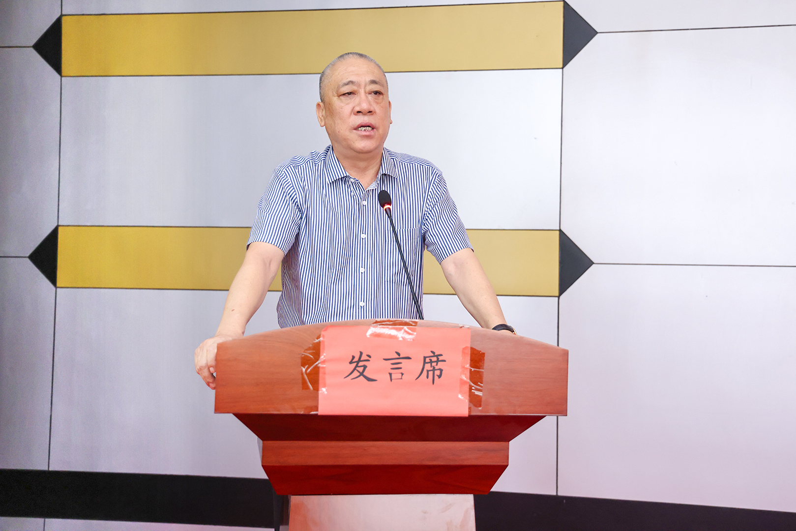 河南省礦山起重機(jī)有限公司